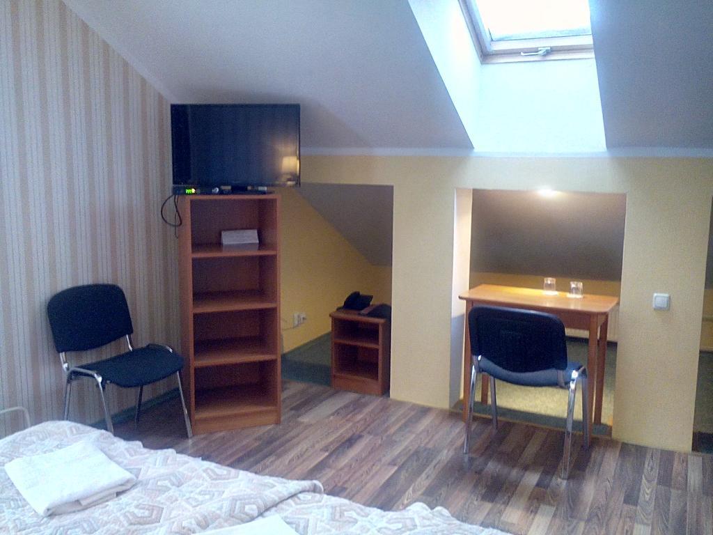 Central Hotel Narva Zimmer foto